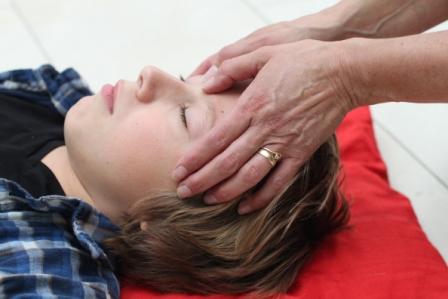 kindermassage positieve effecten